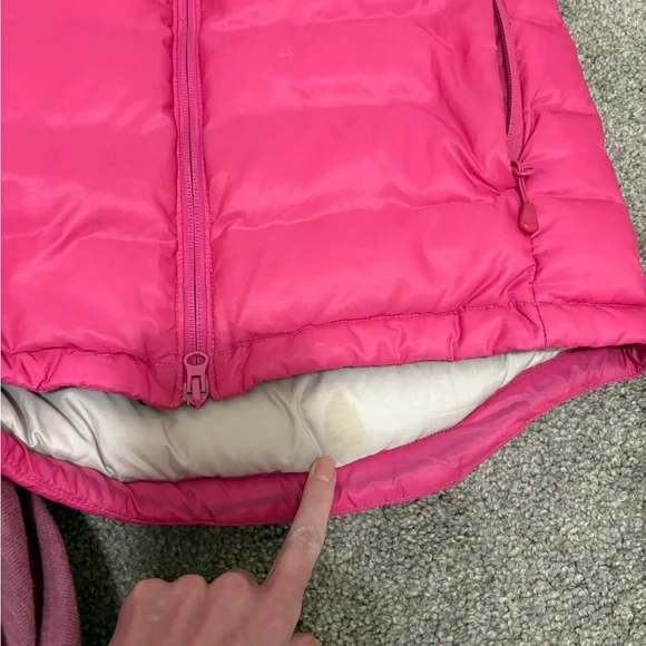 Canada Goose Pink Hooded Jacket - Picture 7 of 15